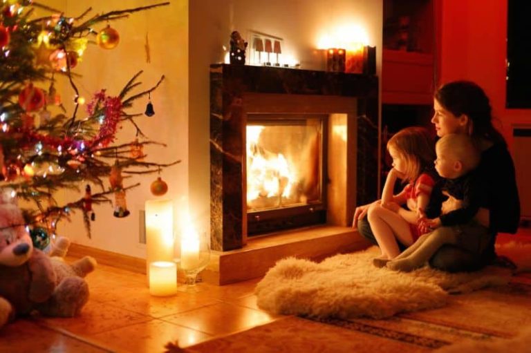 6 Tips for Avoiding Holiday Electrical Dangers
