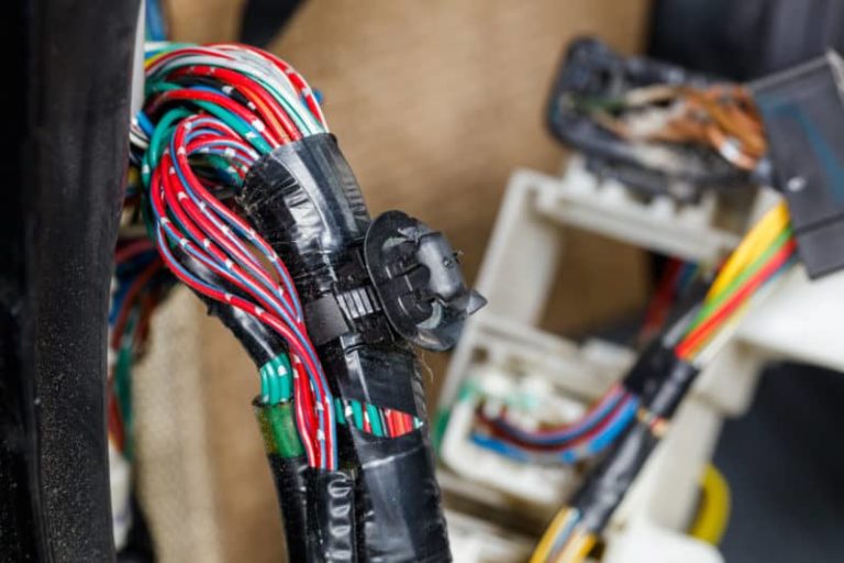 4 Signs Your Sarasota, FL Business Needs New Electrical Wiring